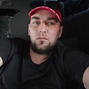 Макс, 33 года