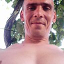 Максим, 33 года