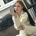 Александра, 22 года