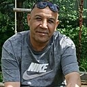 Акбар, 51 год