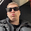 Максим, 23 года