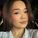 Айнұр, 20 лет