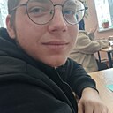 Роман, 18 лет