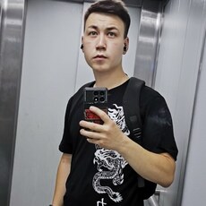 Фотография мужчины Алмаз, 22 года из г. Уфа