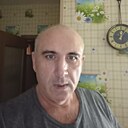 Леопольд, 52 года