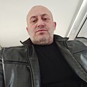 Султан, 46 лет