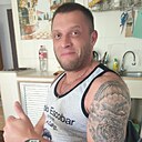 No Name, 34 года