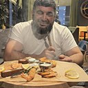 Магомед, 37 лет