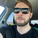 Макс, 32 года