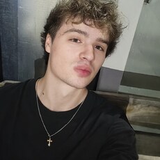 Фотография мужчины Виктор, 19 лет из г. Великий Новгород