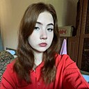 Полина, 22 года