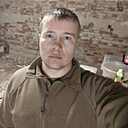 Максим, 33 года