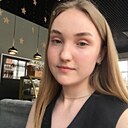 Анастасия, 18 лет