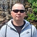 Валера, 33 года