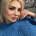 Лора, 42 года