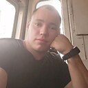 Максим, 27 лет