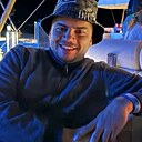 Михаил, 32 года
