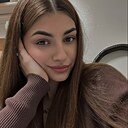 Вика, 25 лет