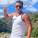 Эз, 32 года