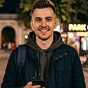 Максим, 24 года
