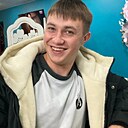Максим, 24 года
