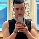 Макс, 22 года