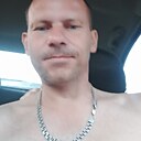 Віталій, 51 год