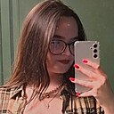 Алёна, 22 года