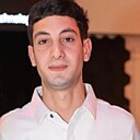 Нарек, 22 года