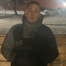 Фотография мужчины Асхат, 24 года из г. Нижнеудинск