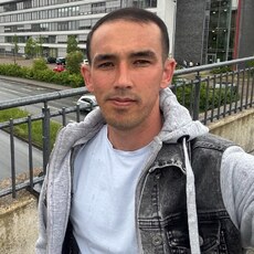 Dayanch, 26 из г. Дурен.
