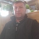 Шухрат, 42 года