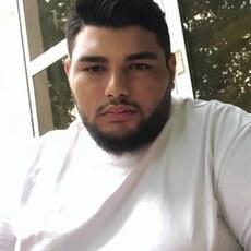 Фотография мужчины Ionut, 23 года из г. București