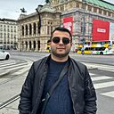 Aaaa, 31 год