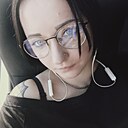 Эн Мур, 31 год