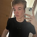 Максим, 19 лет