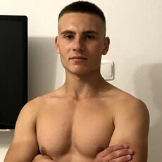 Фотография мужчины Максим, 23 года из г. Норильск