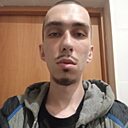 Артем, 24 года