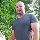 Юрий, 46 лет