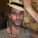 Валентин, 33 года