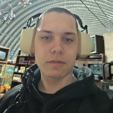 Фотография мужчины Илья, 20 лет из г. Омск