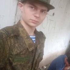 Фотография мужчины Кирилл, 19 лет из г. Уссурийск