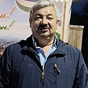 Юнир, 51 год