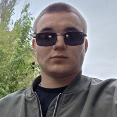 Фотография мужчины Артем, 20 лет из г. Донецк