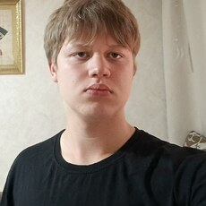 Фотография мужчины Артемий, 18 лет из г. Тюмень