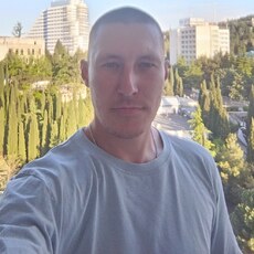 Фотография мужчины Дмитрий, 33 года из г. Алушта