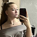 Яна, 18 лет