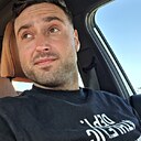 Den, 34 года