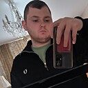 Максим, 23 года