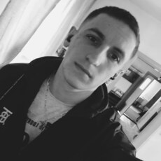 Фотография мужчины Юрий, 27 лет из г. Тюмень